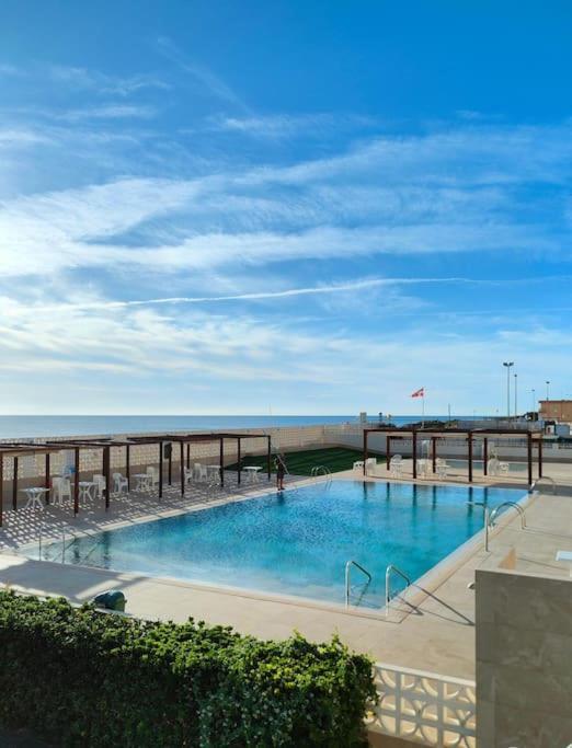 Apartamento Premium Con 5 Piscinas Barbacoa Tenis Frontenis Mareny Blau Exterior foto